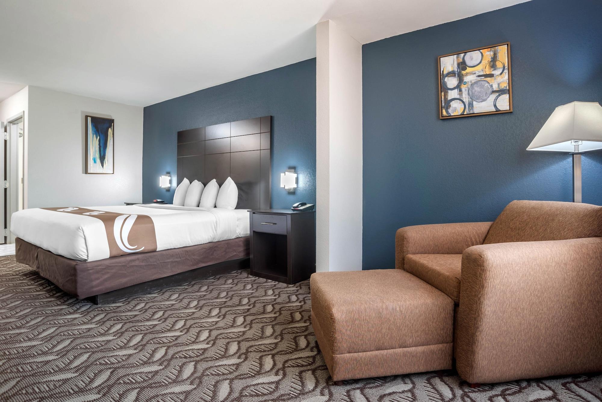 Quality Suites Baton Rouge East - Денем Спрингс Экстерьер фото