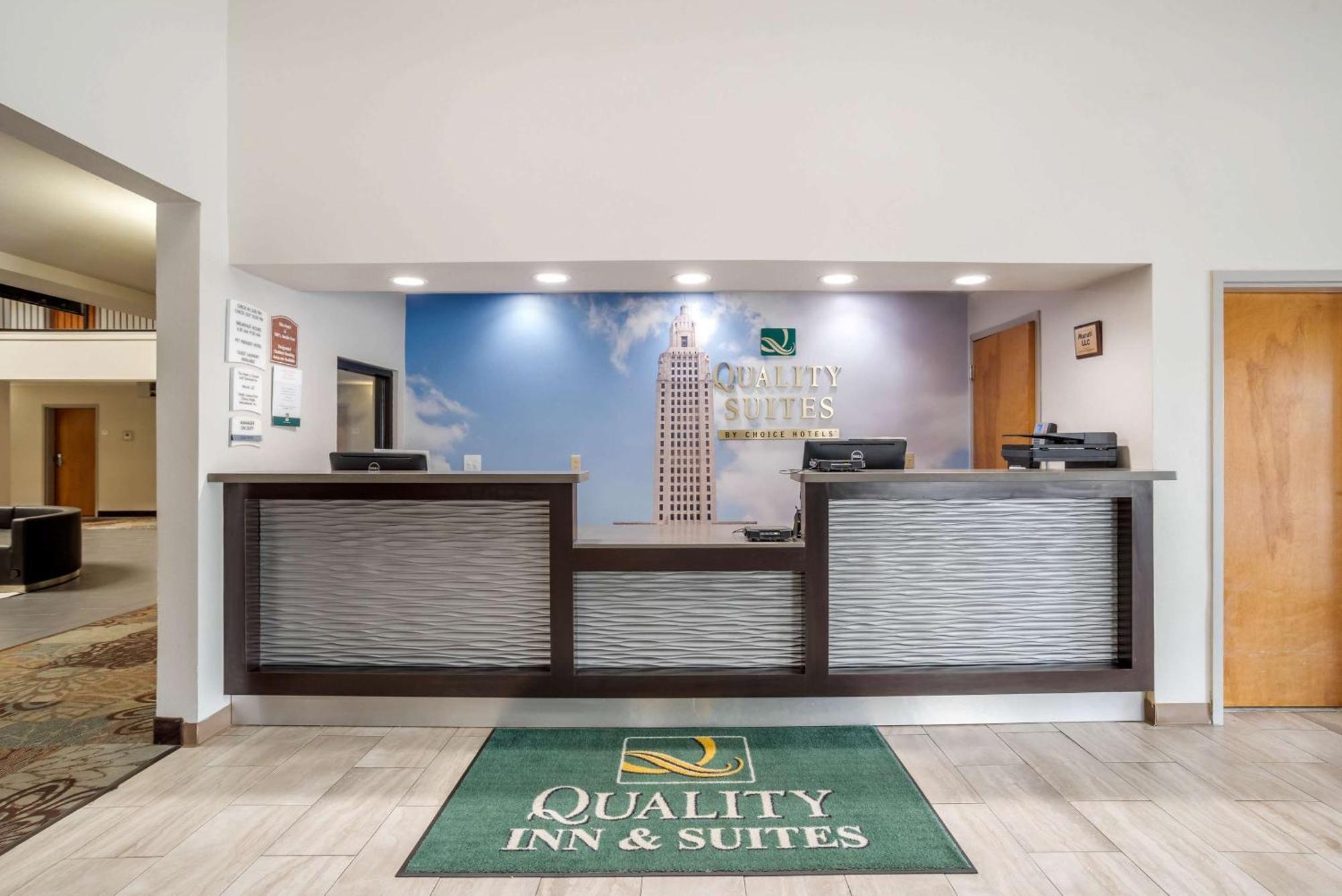 Quality Suites Baton Rouge East - Денем Спрингс Экстерьер фото
